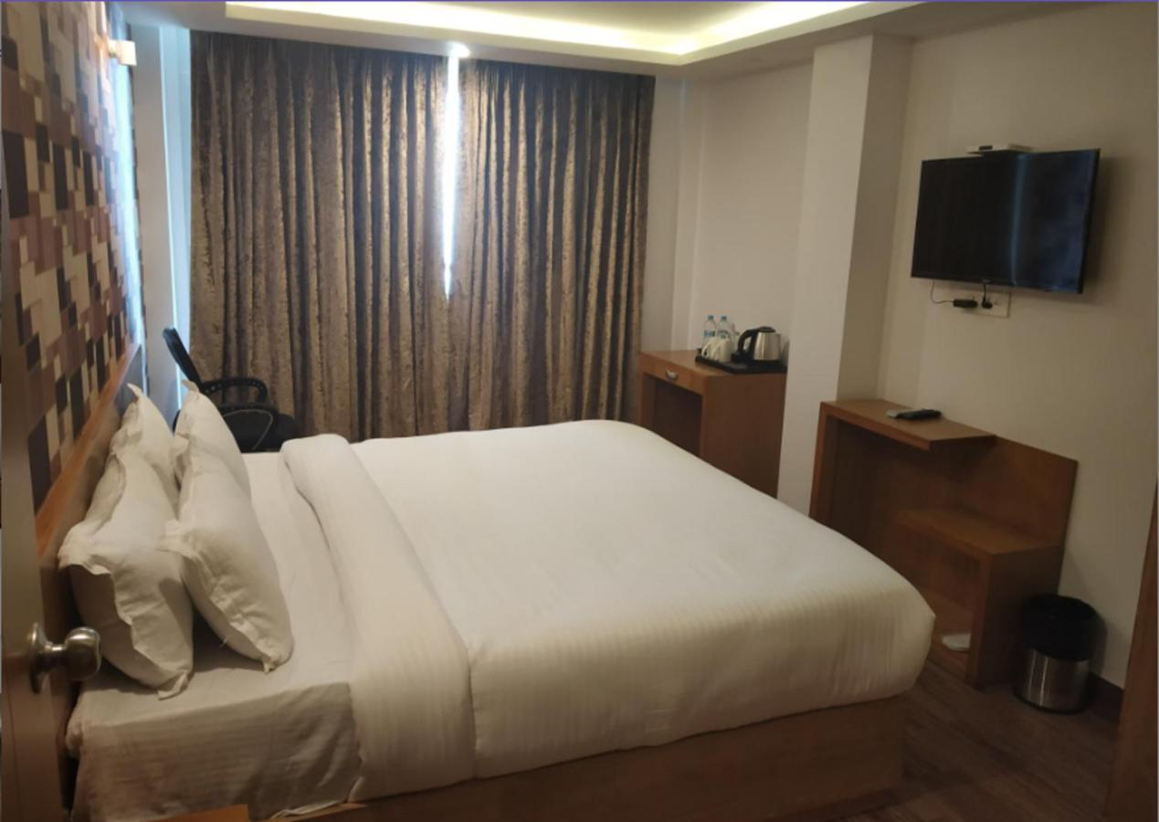 Yashshree Mussoorie Mall Road Zewnętrze zdjęcie